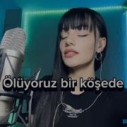 Helin Hevi Ölüyoruz Bir Köşede Cover