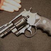 Umarex Colt Python 357 4 5mm Air Revolver Tabletop Review