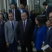 Erdoğan AK Parti Binası Önünde MYK Üyeleriyle Fotoğraf Çektirdi