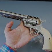 Пневматический револьвер Umarex Colt SAA 45 Nickel Finish пулевой видео обзор