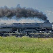 Union Pacific Big Boy 4014 Steam Train Accelerating And Sanding Flues 8 27 21