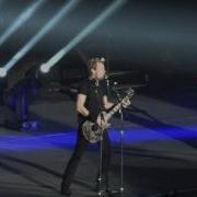 Nickelback How You Remind Me Live At The O2 London 1 Oct 2012