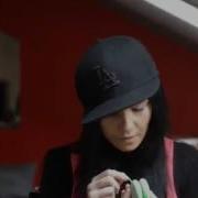 Альбина Сафарова исполняет трек Jambazi Ft FIKE На минимум