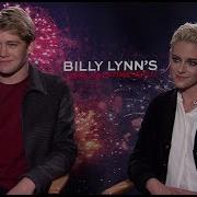 BILLY LYNN S LONG HALFTIME WALK Backstage W Kristen Stewart Joe Alwyn