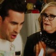 Top 10 Funniest Schitts Creek Bloopers
