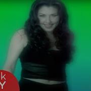 Nilüfer Dünya Dönüyor Official Video