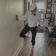Single Leg Hip Hinge Isometric Fire Hydrant