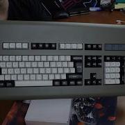 Распаковка клавиатуры B104 Round 2 Beamspring от Modelflabs