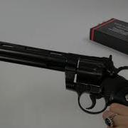 Модель револьвер Python калибр 357 Magnum США 1995 год