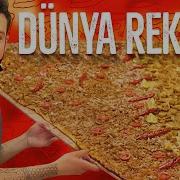 DÜNYANIN EN BÜYÜK PİZZASINI YEME YARIŞMASI