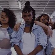 Iggy Azalea Team Dance Video
