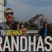 STRANDHASE KORSAKOW BalconyTV