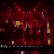 Maybach Music S Boss Rick Ross Omarion Hit The Stage
