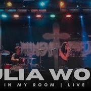 Julia Wolf In My Room LIVE Greenville SC Radio Room