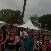 Worlds Largest Simultaneous Flash Mob Jacksonville FL