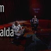 Taksim Trio Kumsalda Dans