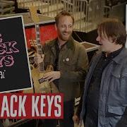 The Black Keys Rig Rundown With Dan Auerbach Guitar Gear Tour 2019