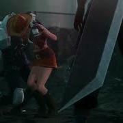 FFVII Crisis Core Reunion Cloud Tries To Protect Tifa