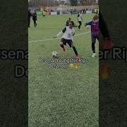 10 Year Old Arsenal Pro RIPS Footballers At Youth Tournament