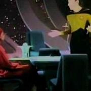 Data Tells A Joke To Guinan