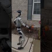 This Robot Lawncare Service SUCKS Unitree G1