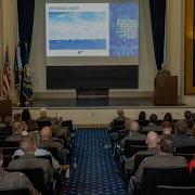 Выступление начальника штаба ВМС на симпозиуме по подготовке высшего офицерского состава авиации