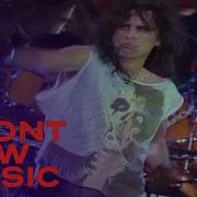 Poison Live Alice Cooper Alice Cooper Trashes The World Front Row Music
