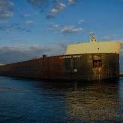 Not The Quietest 1000 Footer On The Lakes The American Spirit Sll 1000 Lumbering Into Duluth