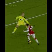 The Ozil Bounce