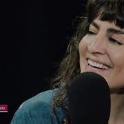 SASA SERAP FERYAL ÖNEY SALLANA SALLANA ÇİÇEKLİ PERDELERİN ARDI Canlı Performans
