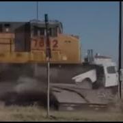Идиоты смеющиеся над автокатастрофами часть 4