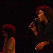 CSS Cansei De Ser Sexy Hangover Clip Live