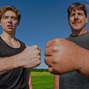 The Man With The World S Largest Arms
