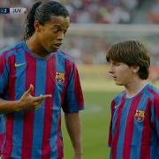 Ronaldinho Will Never Forget 17 Years Old Lionel Messi S Performance In This Match