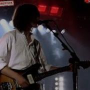 Arctic Monkeys Crying Lightning Live With Zane 2009