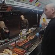 Harakiri Helldog Bråk Får ögonbrynet Spräckt