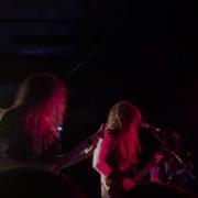 Vektor Pillars Of Sand Live