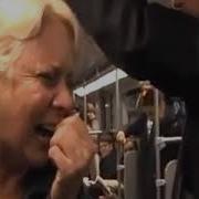 CONTAGIOUS LAUGHING ON TRAIN
