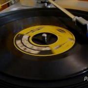 EMRAH CEM KARACA VE APAŞLAR 1967 ALTIN MİKROFON 2 Sİ MÜSABAKA PARÇASI 45rpm Orijinal Plak Kayıt