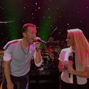 Coldplay Shakira A Sky Full Of Stars Live At Global Citizen Festival Hamburg