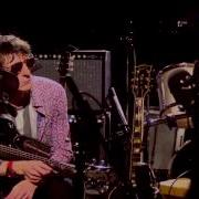 Ronnie Wood And Slash On Michael Jackson