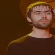 Oasis Acquiesce Live