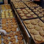 3000 Cookies Sold Out In A Day Amazing Giant Cookie Mass Production Process Korean Street Food