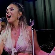 İPEK ILDIZ GÜLLERİM SOLDU Canlı Performans SEZEN AKSU COVER