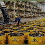 Как добываются и перерабатываются миллионы баррелей сырой нефти в бензин