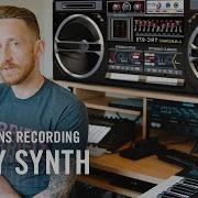 MASCHINE Poly Synth With Red Means Recording Native Instruments