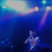 Yeah Yeah Yeahs Heads Will Roll JT Benefit Concert