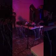 Slacking Solo Noise Collision