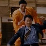 Rush Hour 3 Carter Chris Tucker And Lee Jackie Chan Are Beaten Up By A Kung Fu Giant Movies
