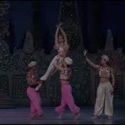 NUTCRACKER Arabian Dance Laura Mcculloch Ryoichi Hirano Fernando Montaño Johannes Stepanek